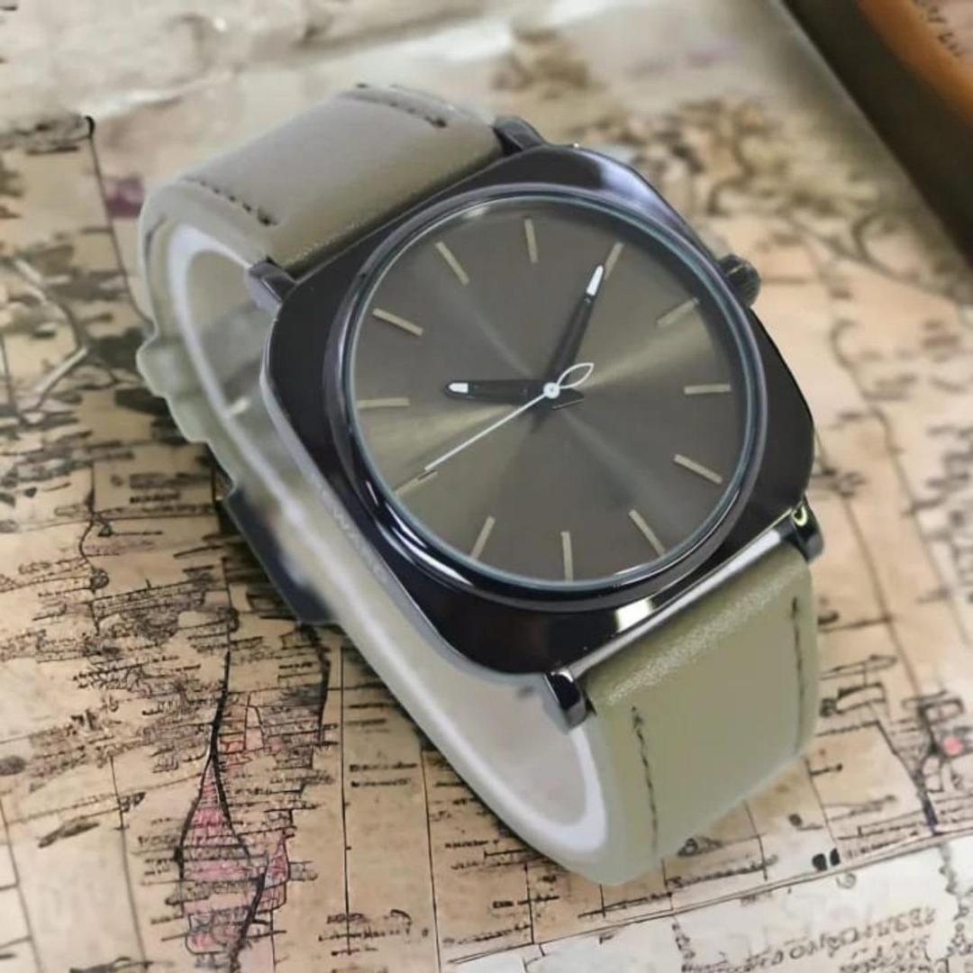 Men's Movement: Quartz, Water Resistant Watch