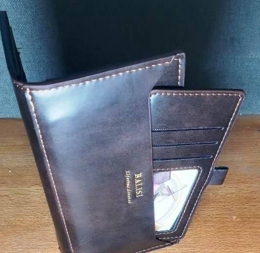 Men Spacious Leather Wallet